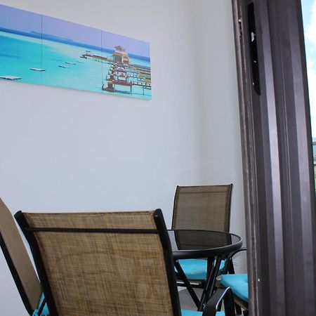 Flic En Flac Beach Penthouse Bagian luar foto