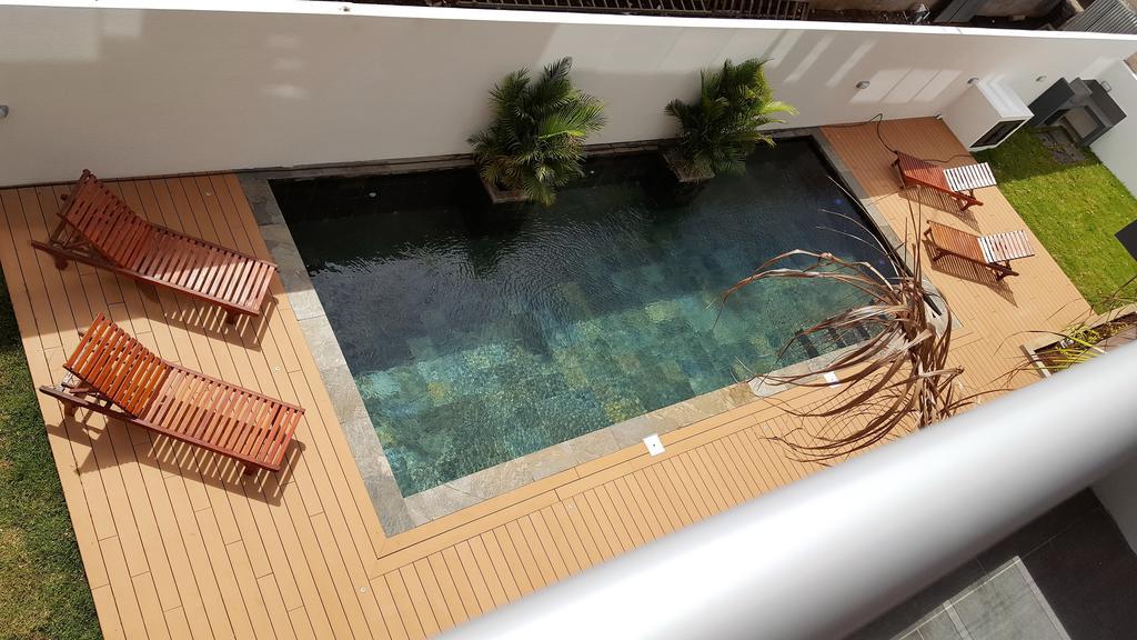 Flic En Flac Beach Penthouse Bagian luar foto