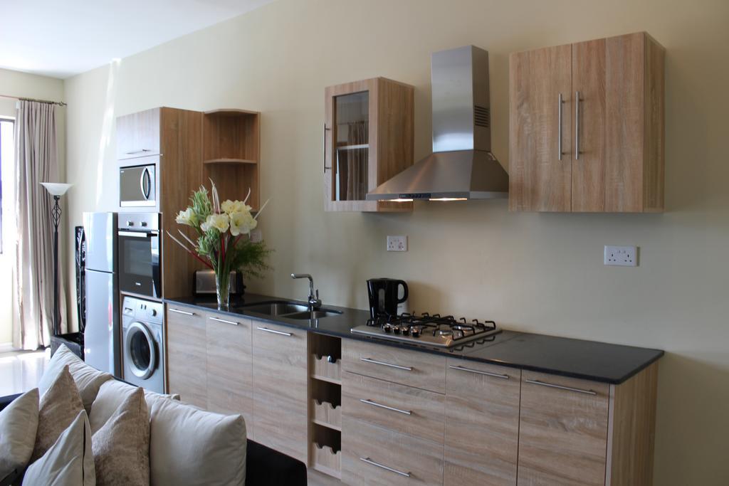 Flic En Flac Beach Penthouse Bagian luar foto